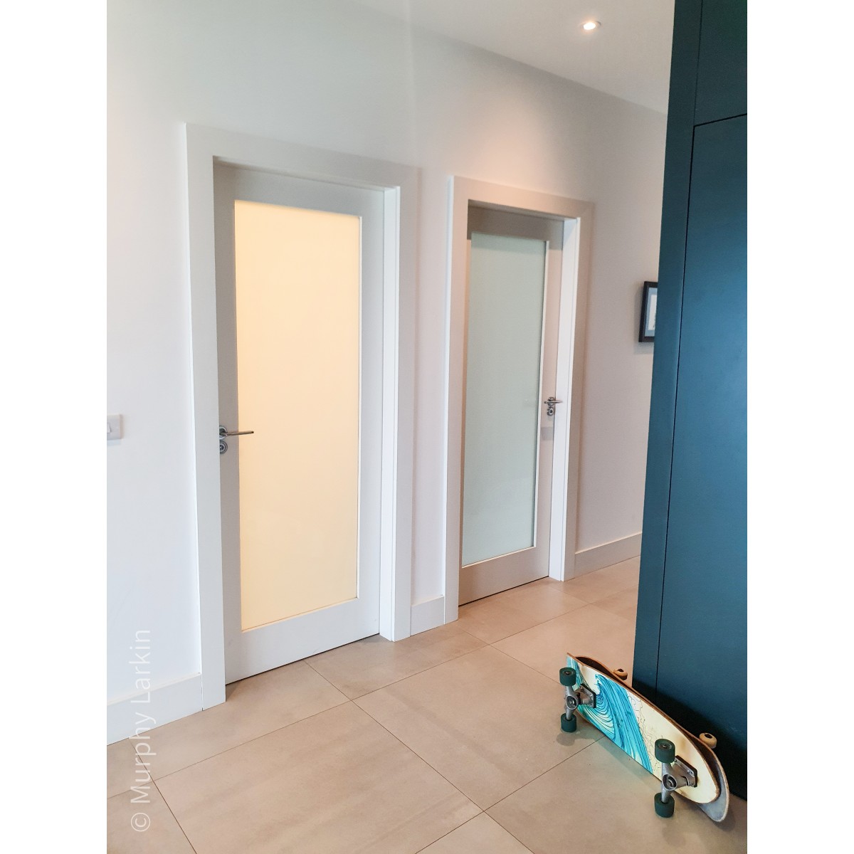 Shaker Door with Frosted Glass - Image 3